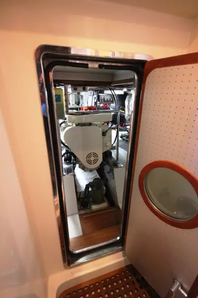 2003 Selene 53 Ocean Trawler - Engine Room Access 