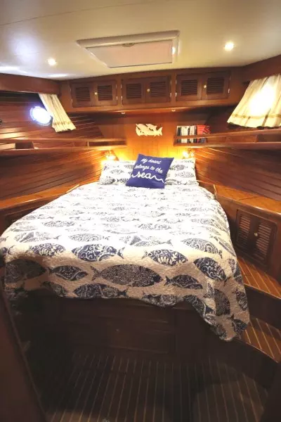 2003 Selene 53 Ocean Trawler - Forward Stateroom