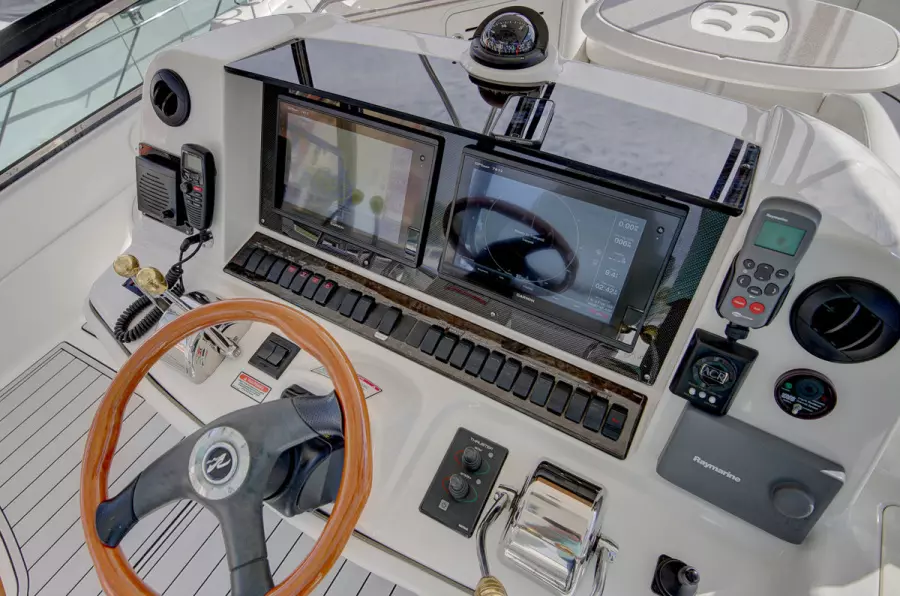 Bow & Stern Thruster