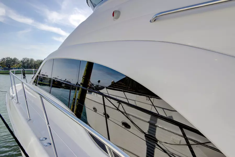 2007 Sea Ray 52 Sedan Bridge
