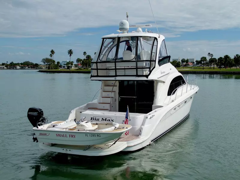 2007 Sea Ray 52 Sedan Bridge