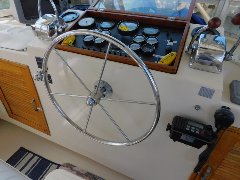 1990 Atlantic 44 motor yacht