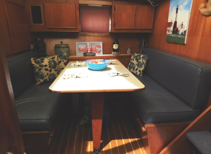 1990 Atlantic 44 motor yacht