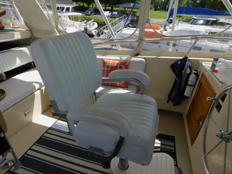 1990 Atlantic 44 motor yacht