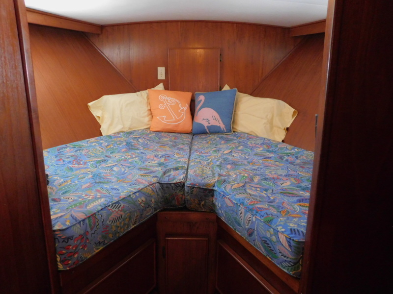 1990 Atlantic 44 motor yacht
