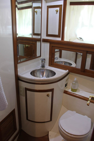 2002 Novatec Motor Yacht