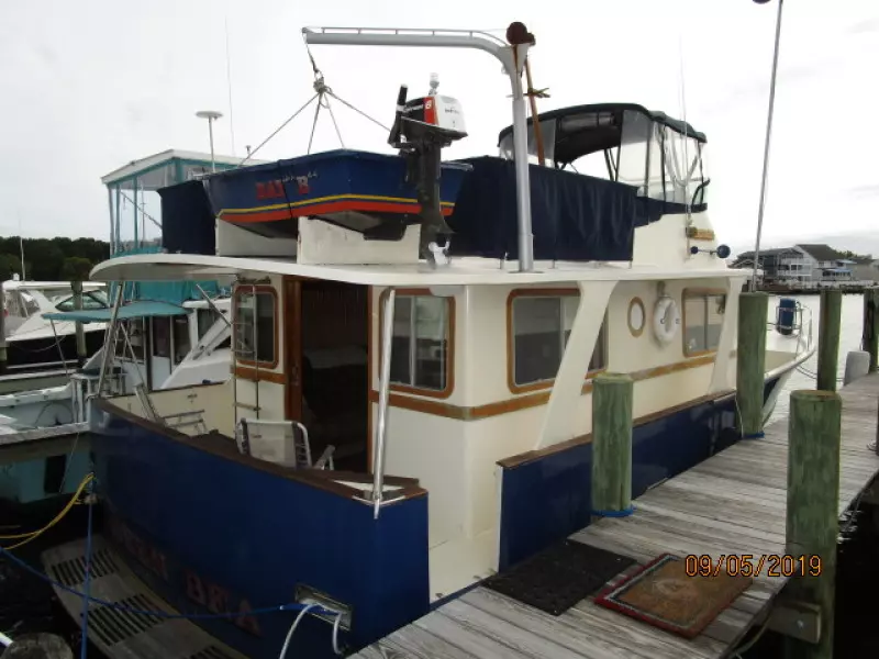 Queen Bea 43ft Pearson Yacht For Sale