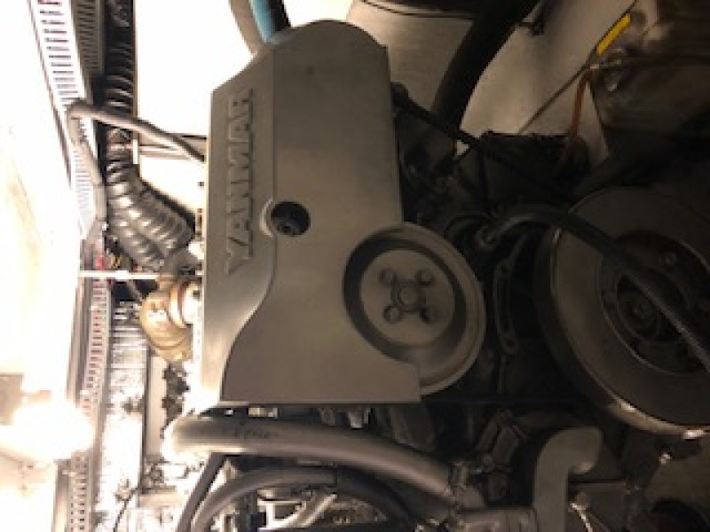 1988 Carver 42 Aft Cabin