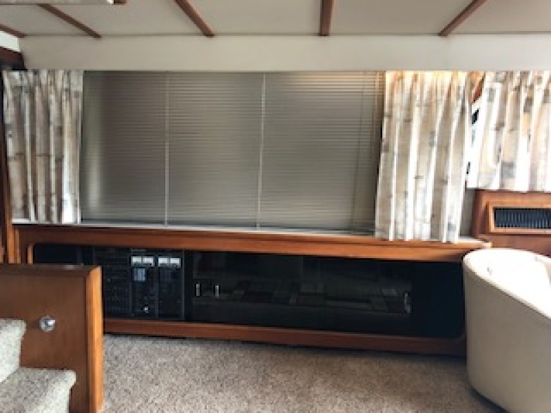 1988 Carver 42 Aft Cabin
