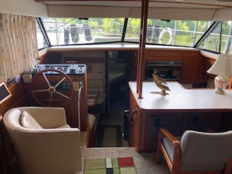 1988 Carver 42 Aft Cabin