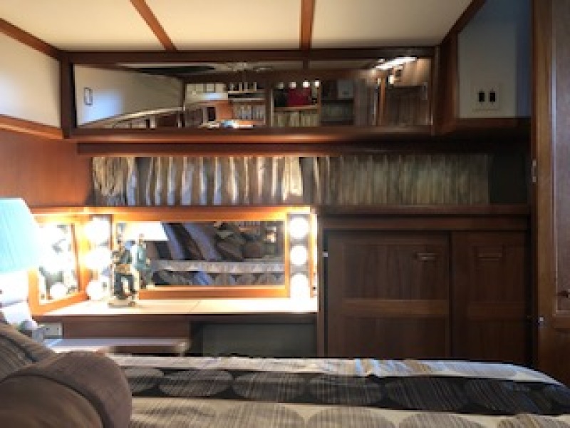 1988 Carver 42 Aft Cabin