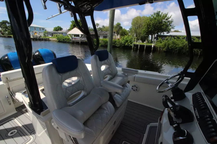 High Voitage 34ft Hydra Sports Yacht For Sale
