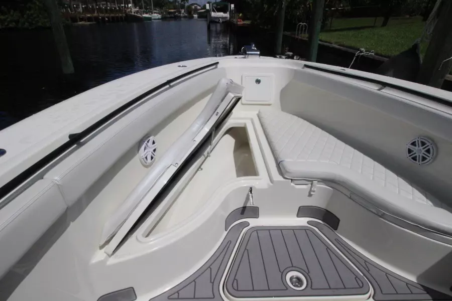 High Voitage 34ft Hydra Sports Yacht For Sale