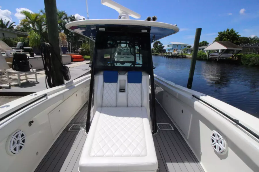 High Voitage 34ft Hydra Sports Yacht For Sale