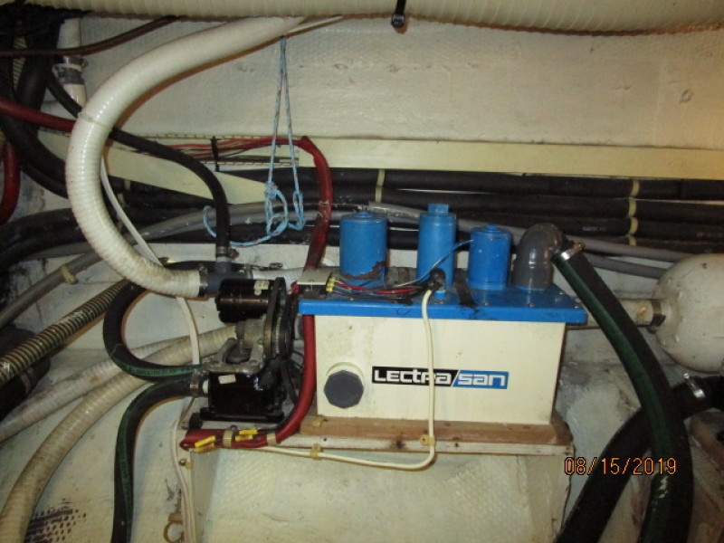 1980 Gulfstar 44 trawler