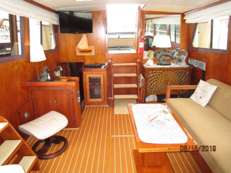 1980 Gulfstar 44 trawler