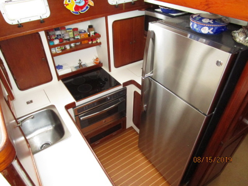 1980 Gulfstar 44 trawler