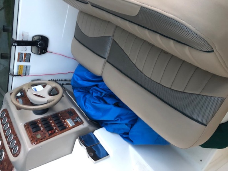 2002 Maxum 2400 SCR