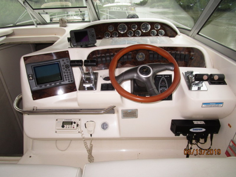 1997 Sea Ray 330 sundancer