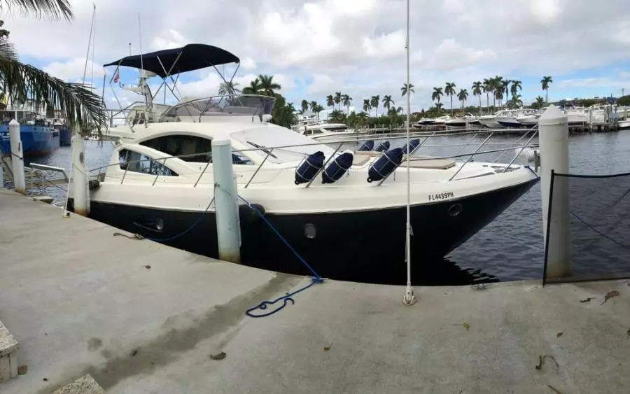 Acqua Blue 43ft Cranchi Yacht For Sale