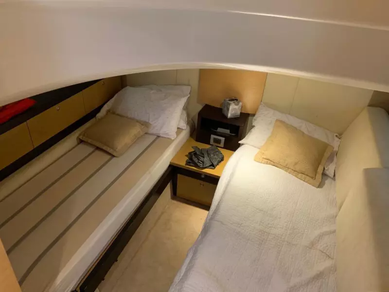 Acqua Blue 43ft Cranchi Yacht For Sale