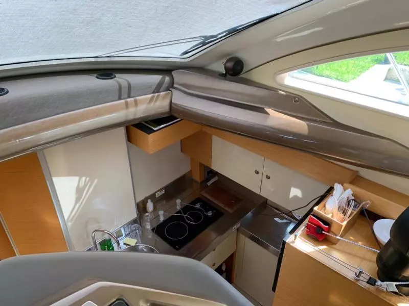 Acqua Blue 43ft Cranchi Yacht For Sale