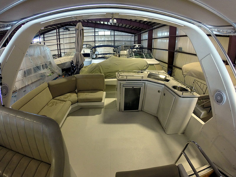 2004 Navigator 5700 Rival Pilothouse