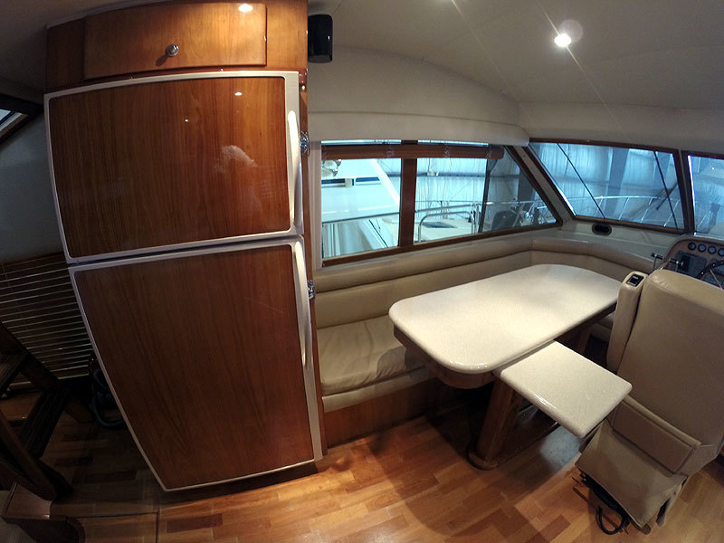 2004 Navigator 5700 Rival Pilothouse