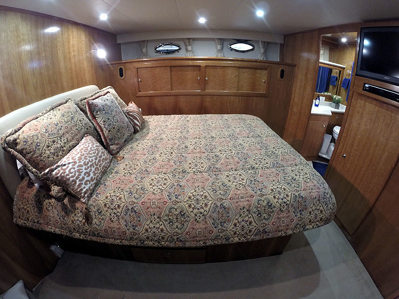 2004 Navigator 5700 Rival Pilothouse
