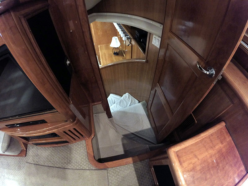 2004 Navigator 5700 Rival Pilothouse