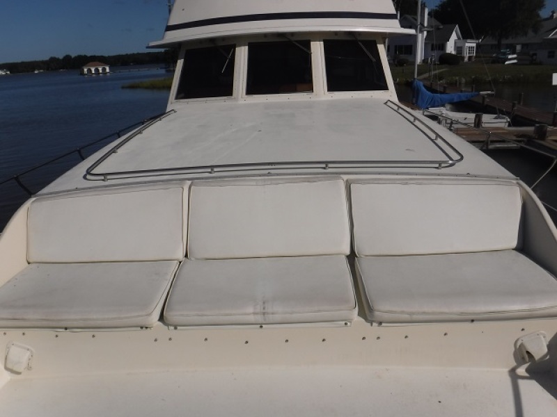1985 Chris-Craft Constellation 500