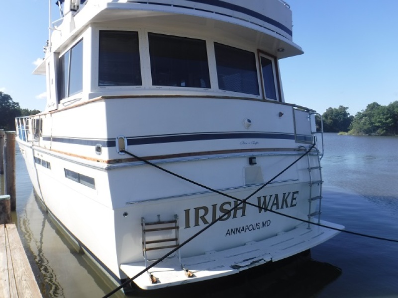 1985 Chris-Craft Constellation 500