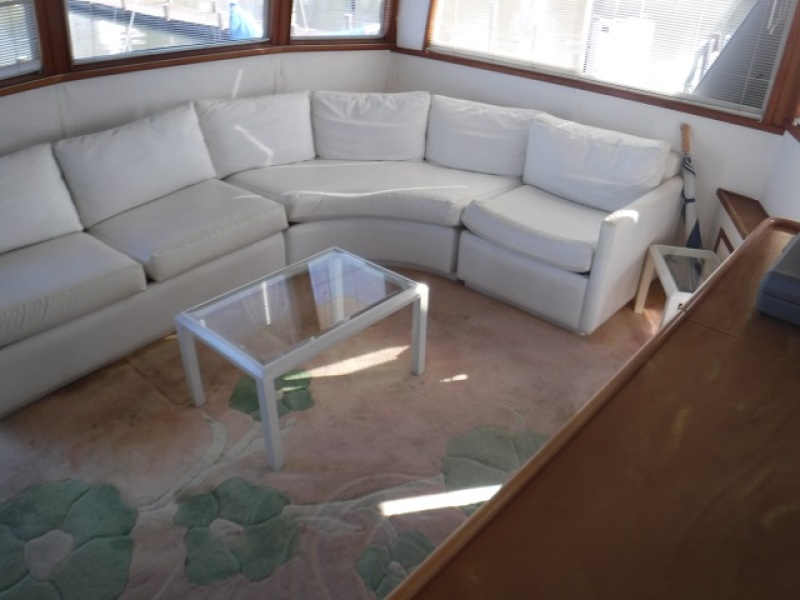 1985 Chris-Craft Constellation 500