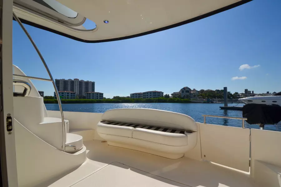 2008 Meridian 391 Sedan Bridge