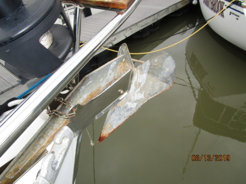 2004 Bavaria 36-3 Cabin