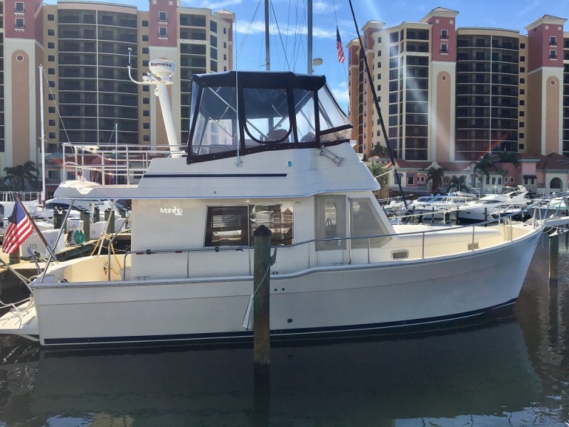 2005 Mainship 34 Trawler
