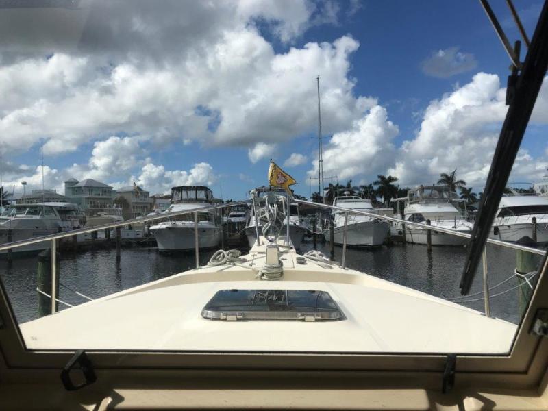 2005 Mainship 34 Trawler