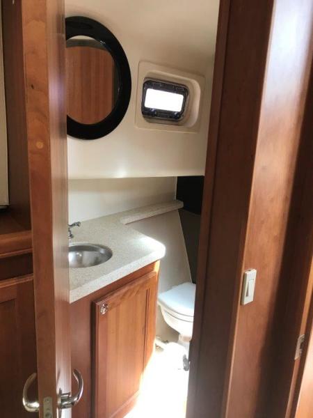 2005 Mainship 34 Trawler