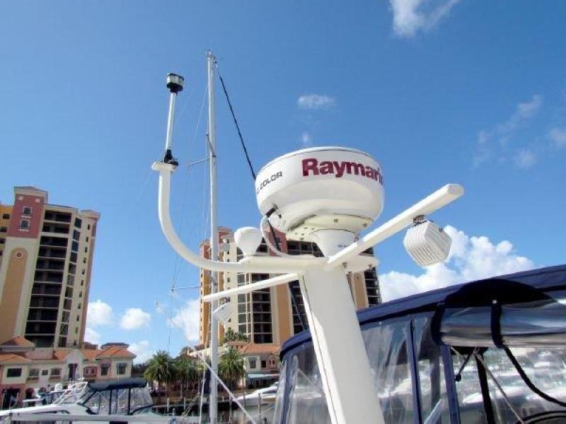 2005 Mainship 34 Trawler