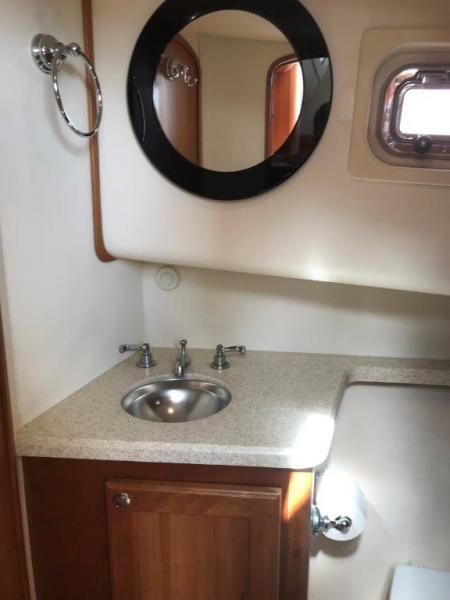 2005 Mainship 34 Trawler