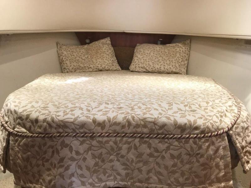 2005 Mainship 34 Trawler
