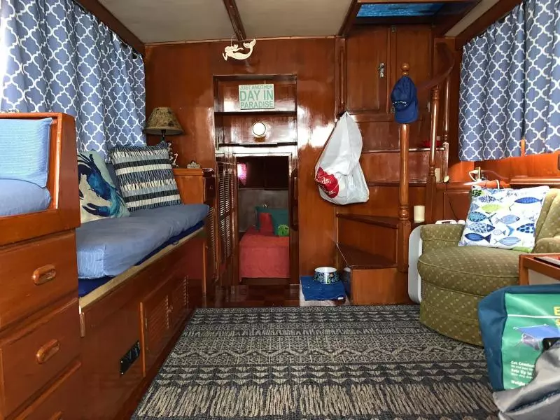 Three Dog Night 38ft Marine Trader Yacht For Sale