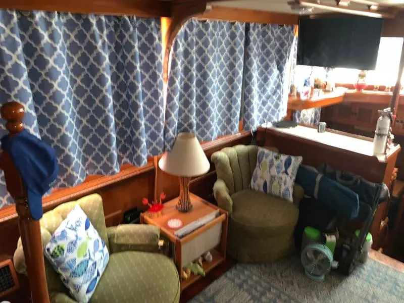 Three Dog Night 38ft Marine Trader Yacht For Sale
