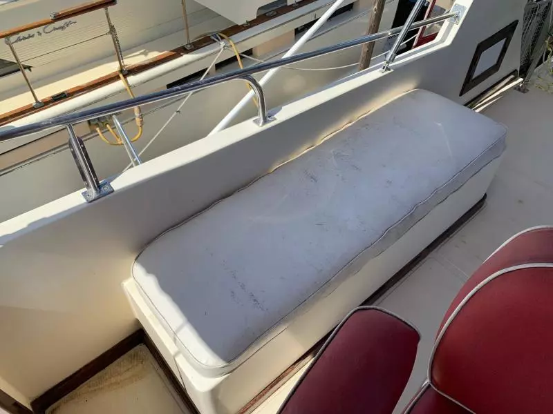 Three Dog Night 38ft Marine Trader Yacht For Sale