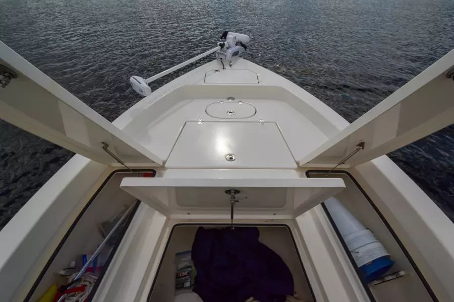 24ft Pathfinder Yacht For Sale