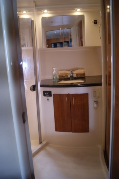 2004 Carver Mariner 360