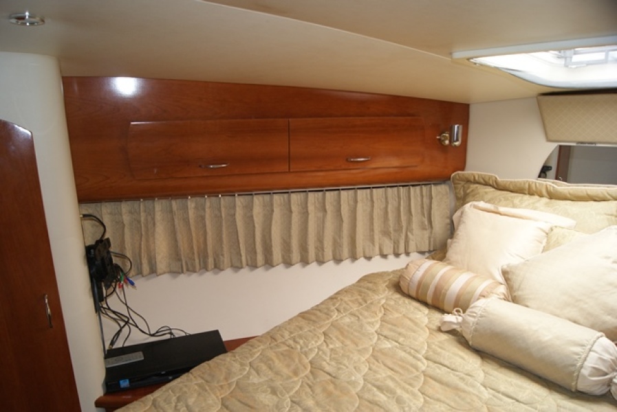 2004 Carver Mariner 360