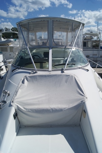 2004 Carver Mariner 360