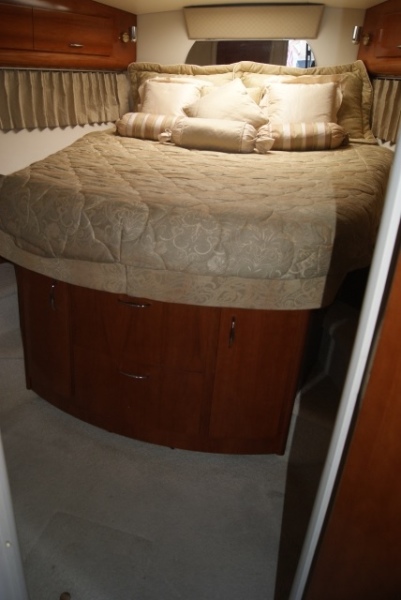 2004 Carver Mariner 360