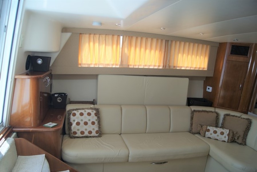 2004 Carver Mariner 360
